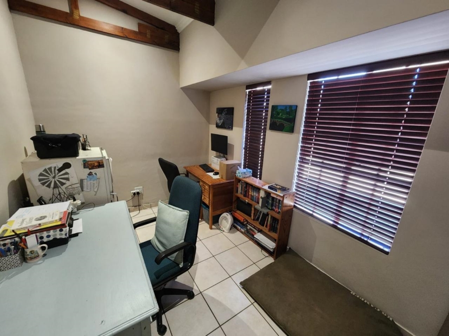 3 Bedroom Property for Sale in Waterval East North West